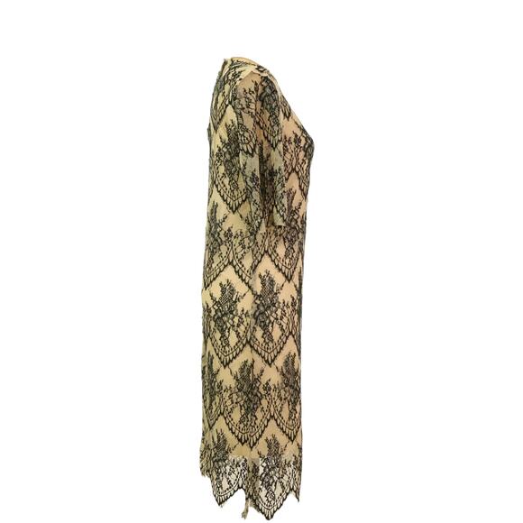 Caara Scalloped Lace Shift Dress Black Beige Size Medium NWT - Picture 3 of 9
